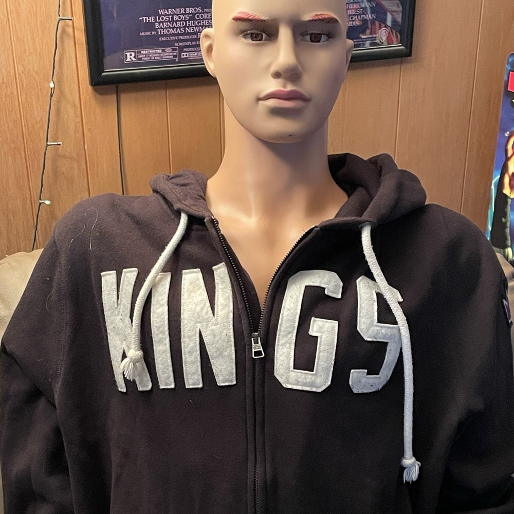 SACRAMENTO KINGS NBA Black Sweatshirt Full Zipper Hoodie LIGHT THE BEAM!!